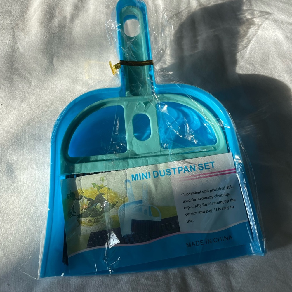 Mini Dustpan Set Blue